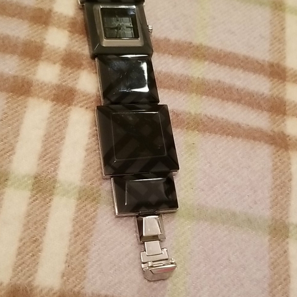 Burberry Watch - Picture 6 of 10